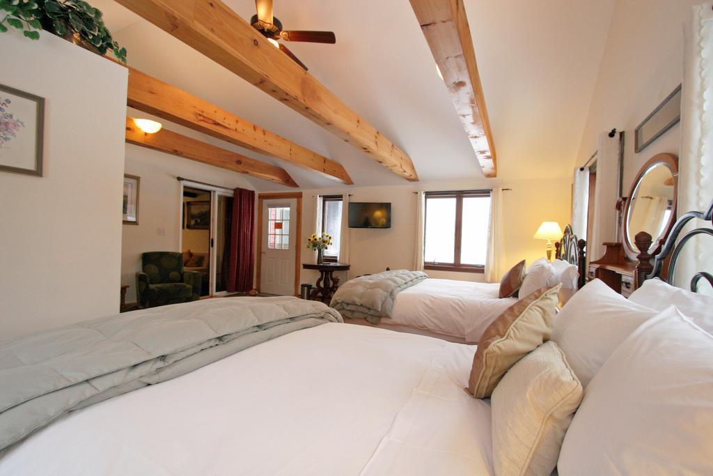 Old Saco Inn Fryeburg 部屋 写真